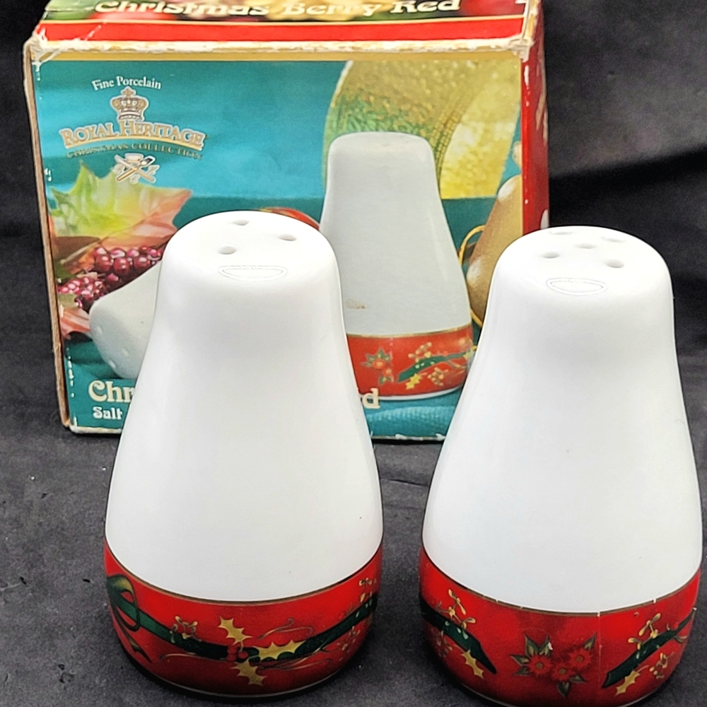 Vintage Royal Heritage Christmas Berry Red Porcelain Salt & Pepper Shakers w/Box
